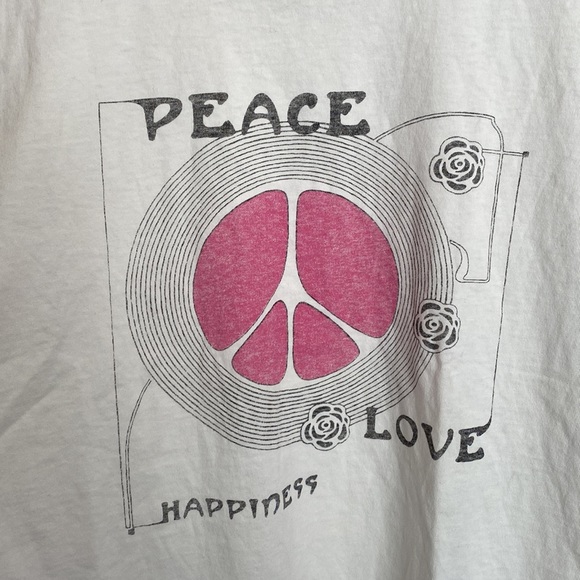 (A2) REVOLVE SIXTHREESEVEN Graphic Tee in Peace Vintage White Size Medium, NWOT - Picture 8 of 12